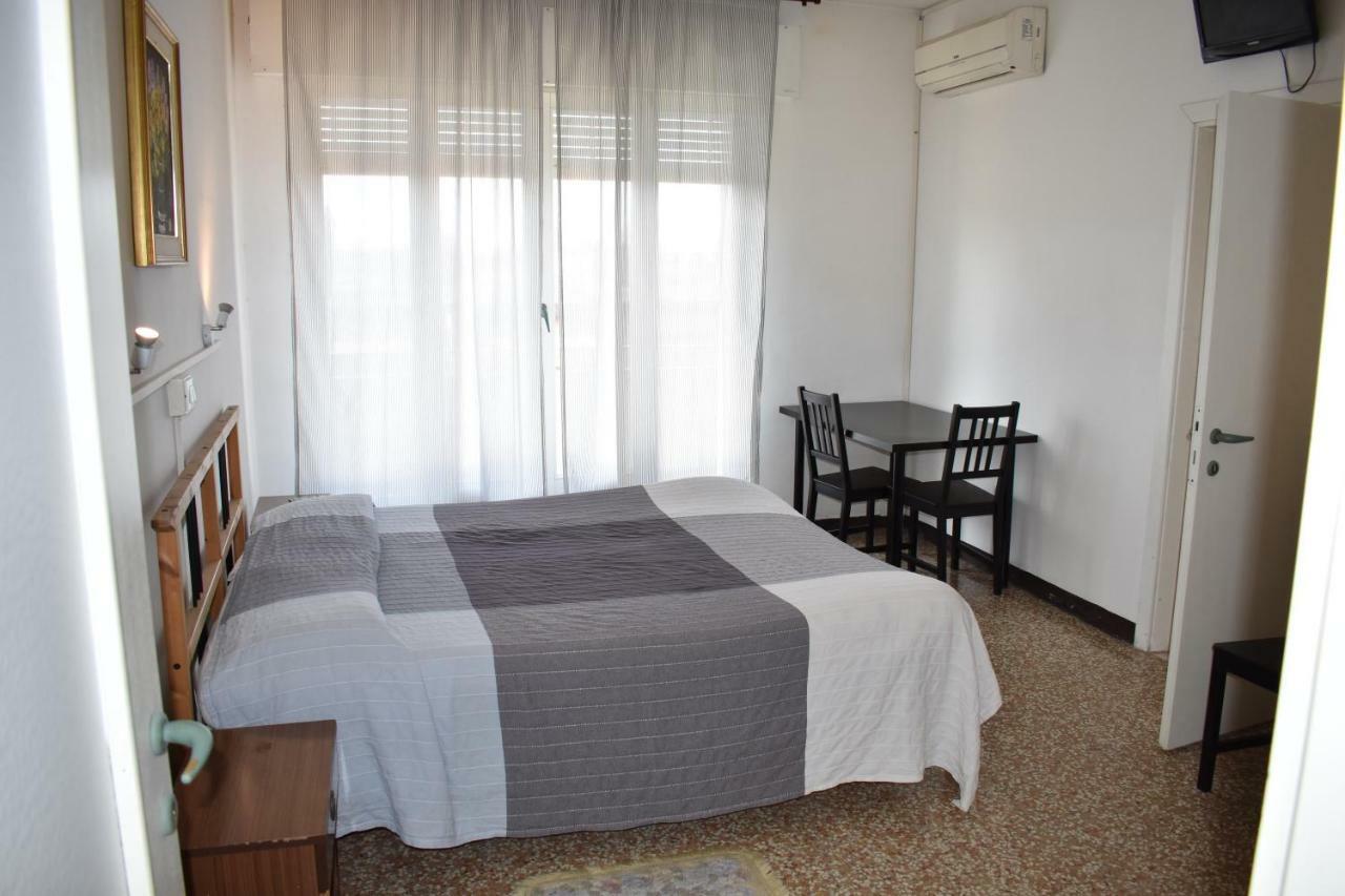 Paola Apartment *